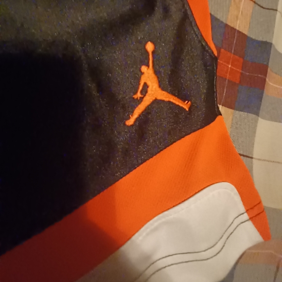 Air Jordan 2 Piece T Shirt & Short Set. Great Condition - Picture 6 of 6